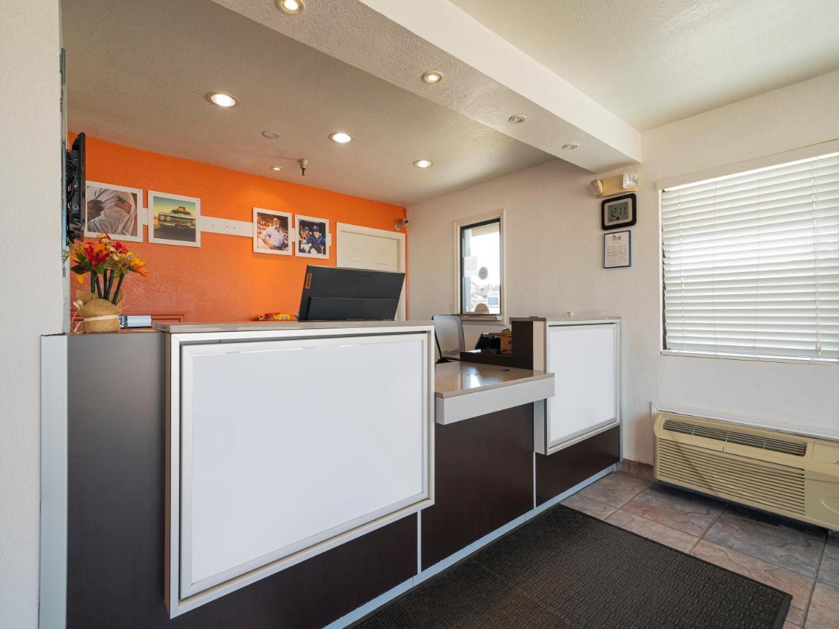 Americas Best Value Inn & Suites Humble Dış mekan fotoğraf